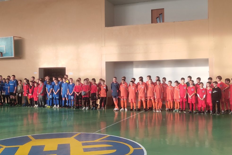 Команда "Заря" из Кицкан заняла 3-е место в турнире по мини-футболу памяти Николая Остапенко